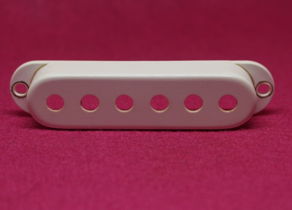 Aged Bakelite Style Pickup Covers Set For Stratocaster White