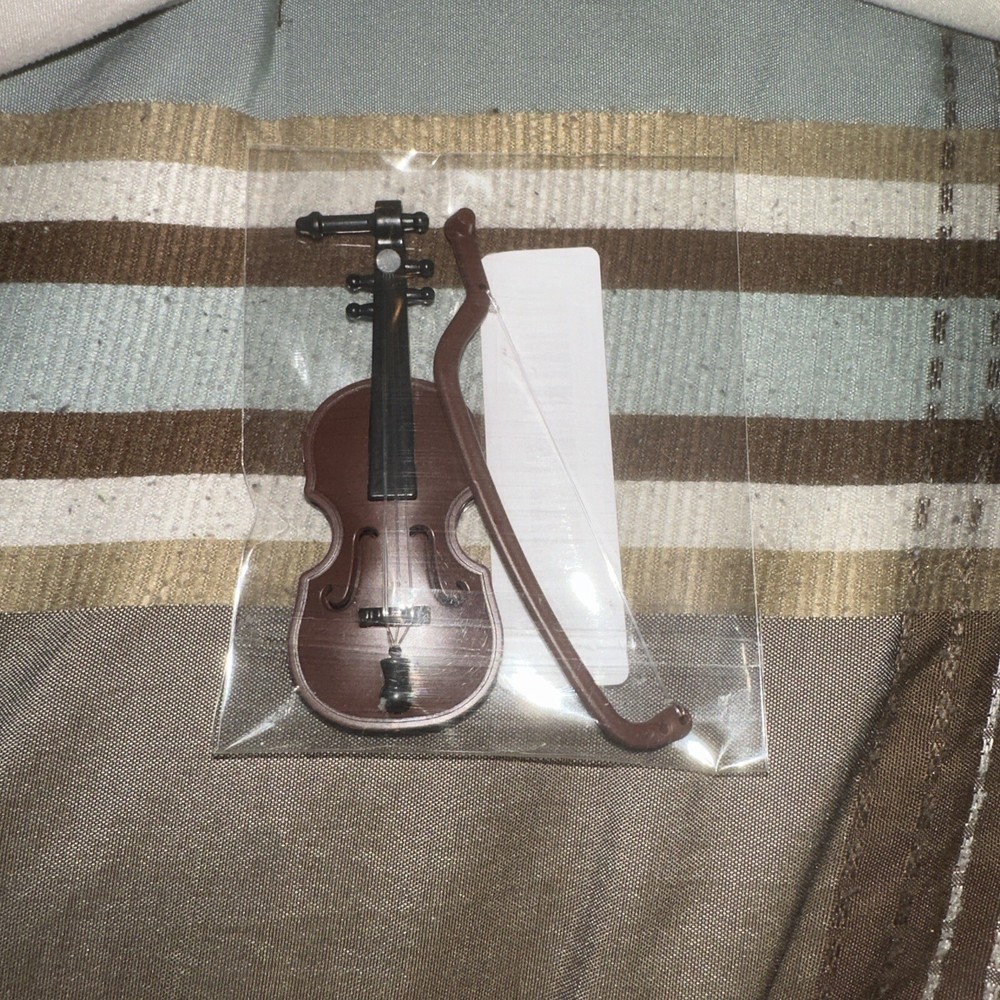 Mini violin