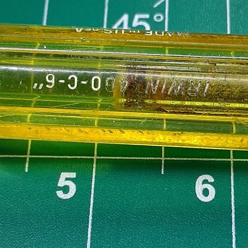 Irwin 400-C-6" Yellow Plastic Handle SLOTTED Flat Head Tip SCREWDRIVER