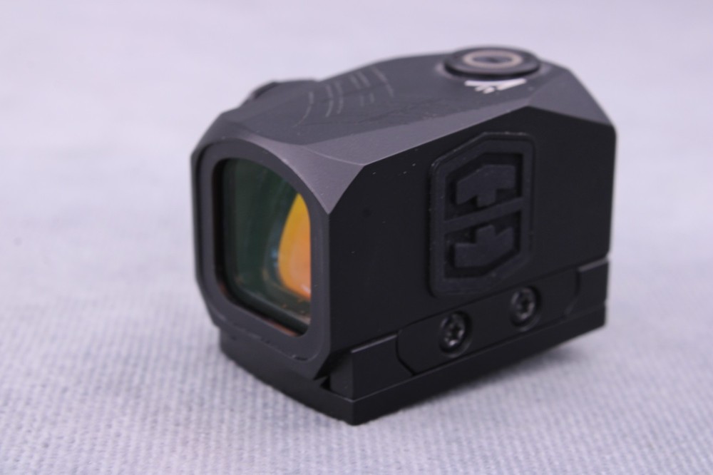 Swampfox Kraken Red Dot Sight with Mounting Plate