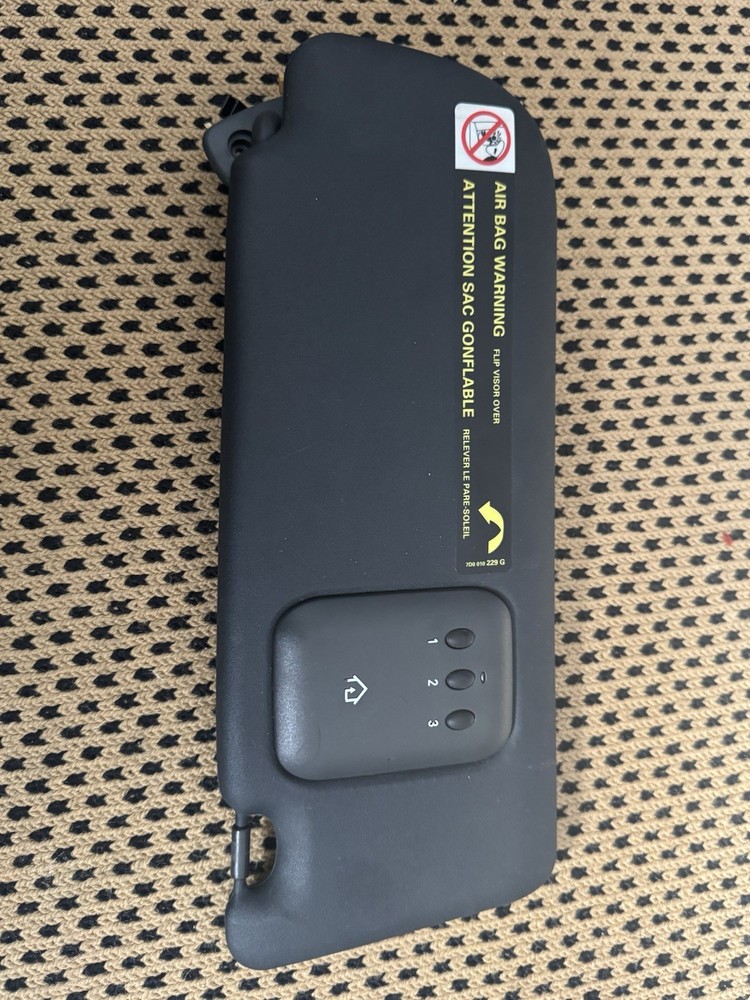 Audi Driver Left Side Black Sun Visor Home Link Module & Lighted Vanity Mirror