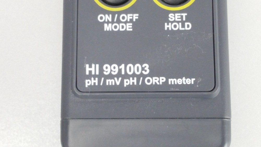 Hanna Instruments Portable Meter HI 991003
