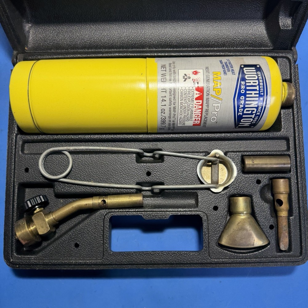 Vintage BernzOMatic Propane Torch Kit w Case & 7 Tips Attachments Untested