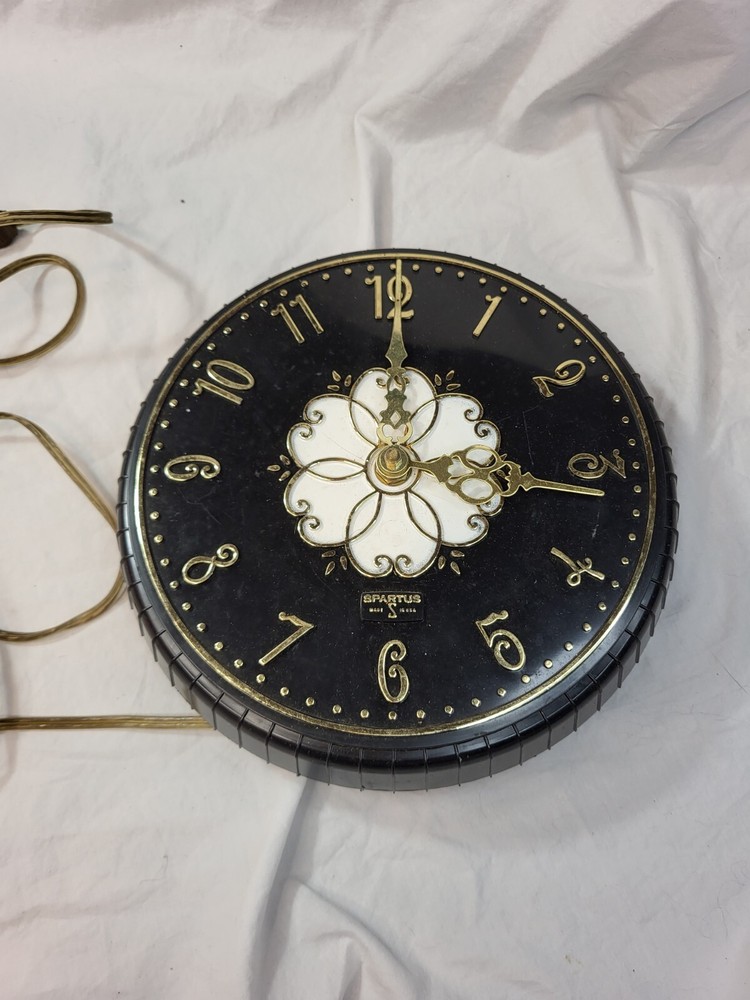 Vtge Spartus USA Plastic 5" Diatmeter Clock Read