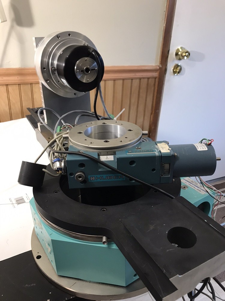 Huber Motorized Rotation goniometer