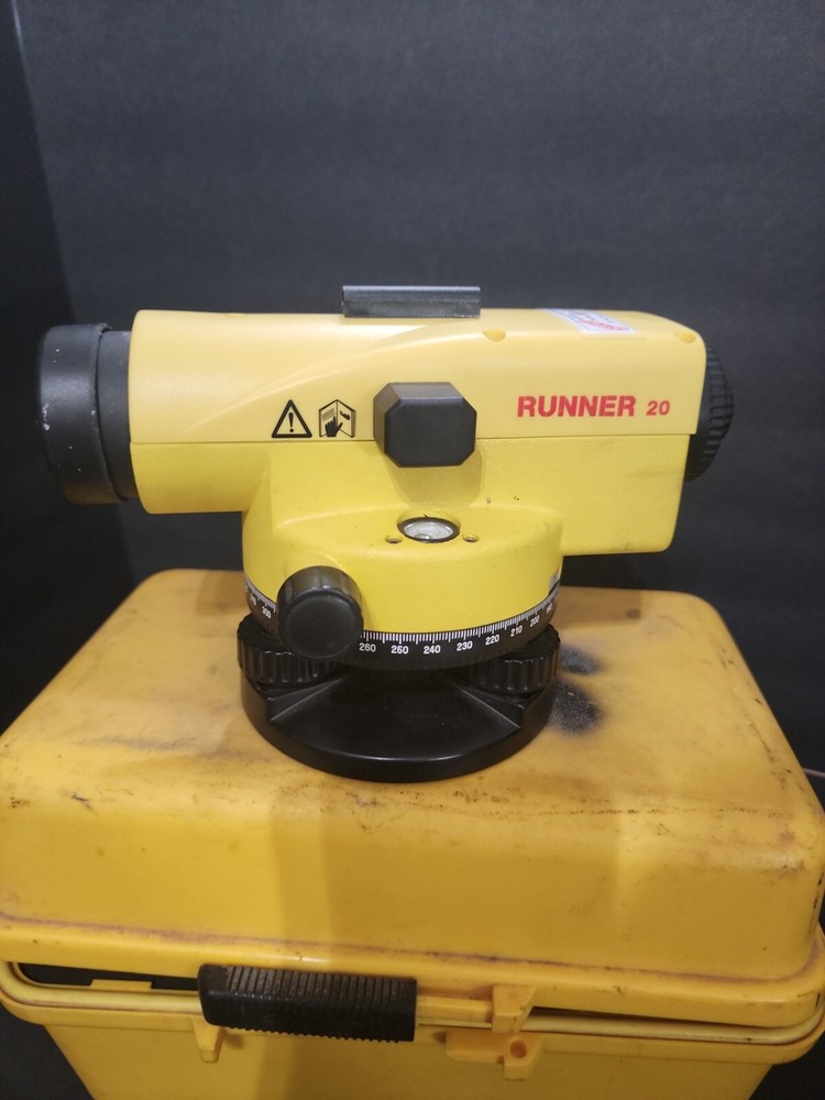 Leica Geosystem Runner 20 w Case