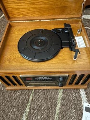 vinyl turntable record player, great condition