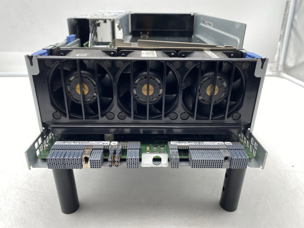 EMC Controller 110-140-112B Vnxe3300 2.13Ghz Storage Processor 12GB RAM Diskless