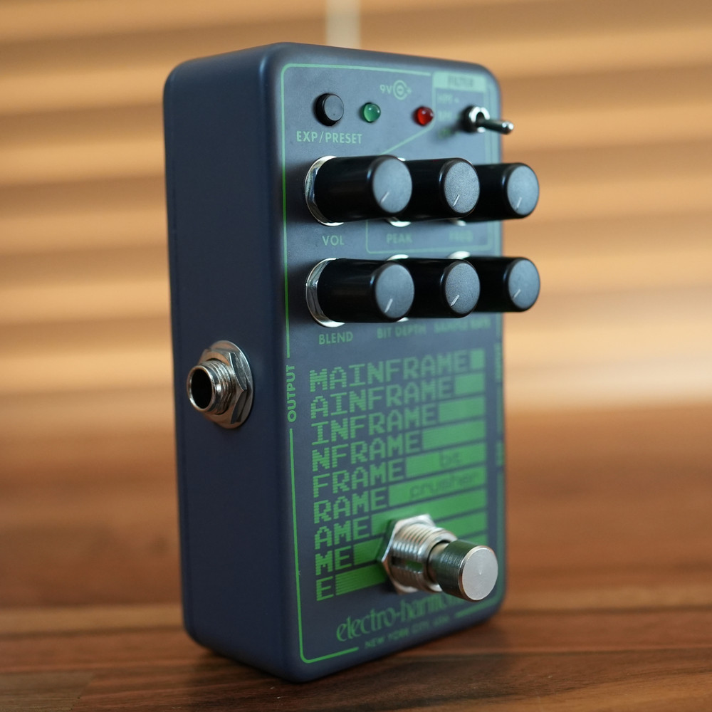 ELECTRO-HARMONIX MAINFRAME Bit Crusher guitar effects
