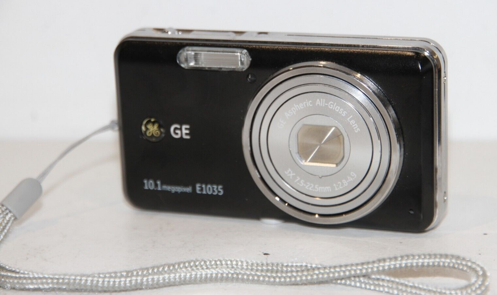 GE E1035 Compact Digital Camera 10.1MP. Tested Free Warranty.