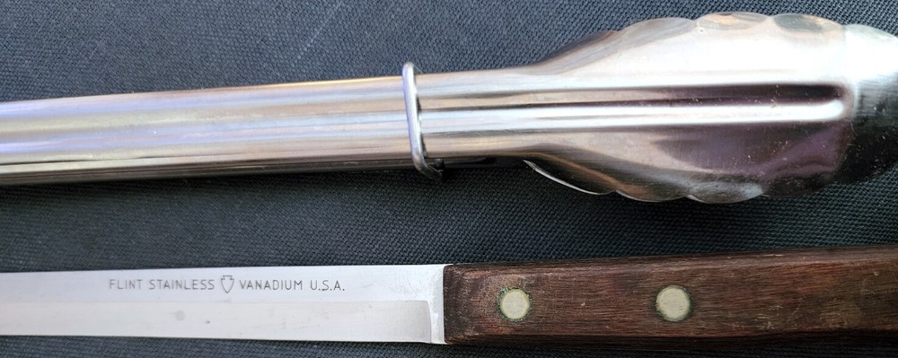 Flint Vanadium Bread Knife & Stainless Tongs