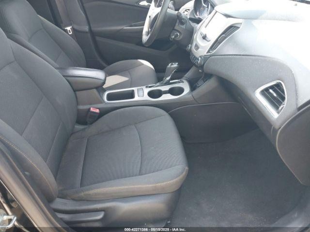 Used Front Right Drive Axle Shaft fits: 2017 Chevrolet Cruze front gasoline AT F