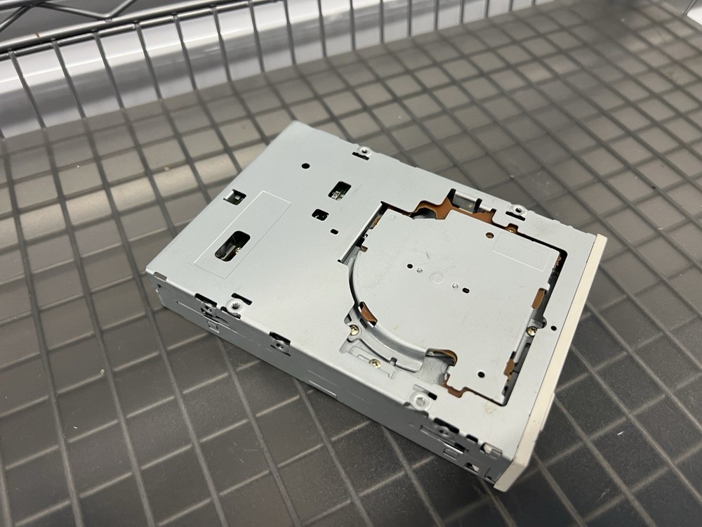 Mitsumi D359M3 3.5" Floppy Drive Untested