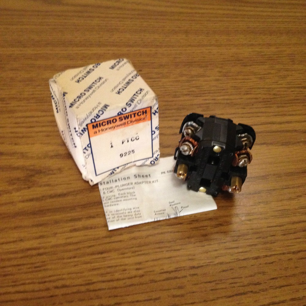 MICRO SWITCH 1 PTCC 9225 SWITCH BLOCK