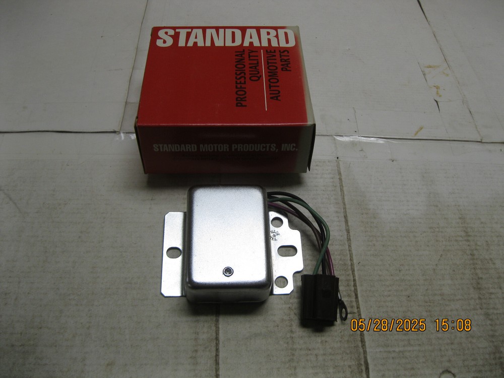 Standard VR411 Voltage Regulator