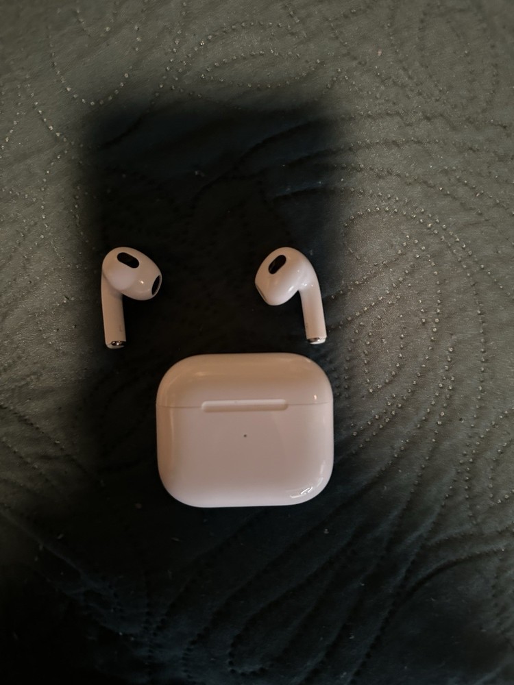 Apple AirPods