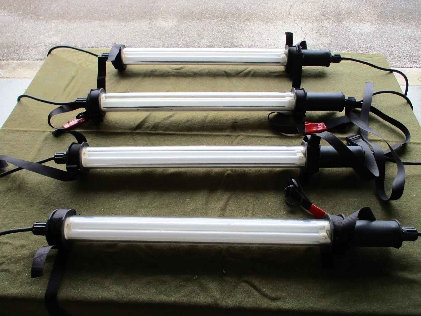 MILITARY TENT LIGHT SET KIT STRINGABLE GENERAL LIGHTING w. PELICAN CASE 4 LIGHTS