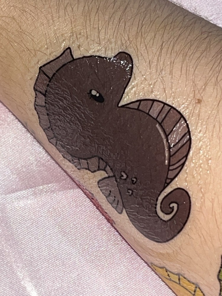 Dark Grey Seahorse - Medium - Temporary Tattoo.