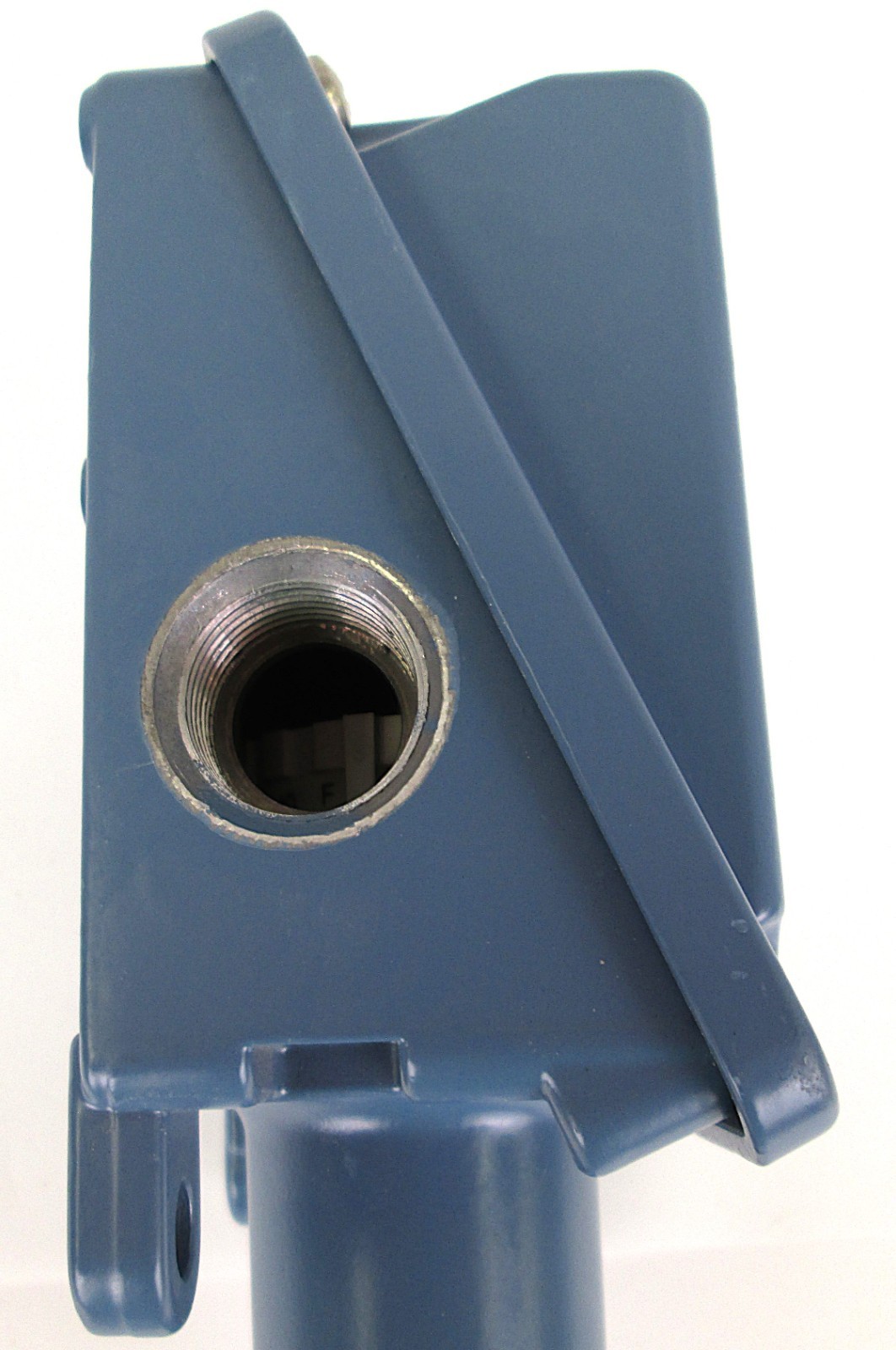 THERMON, B4X-15140, RANGE 15-140 F, 2-1/2" PROBE, COPPER WIRE ONLY, SURPLUS