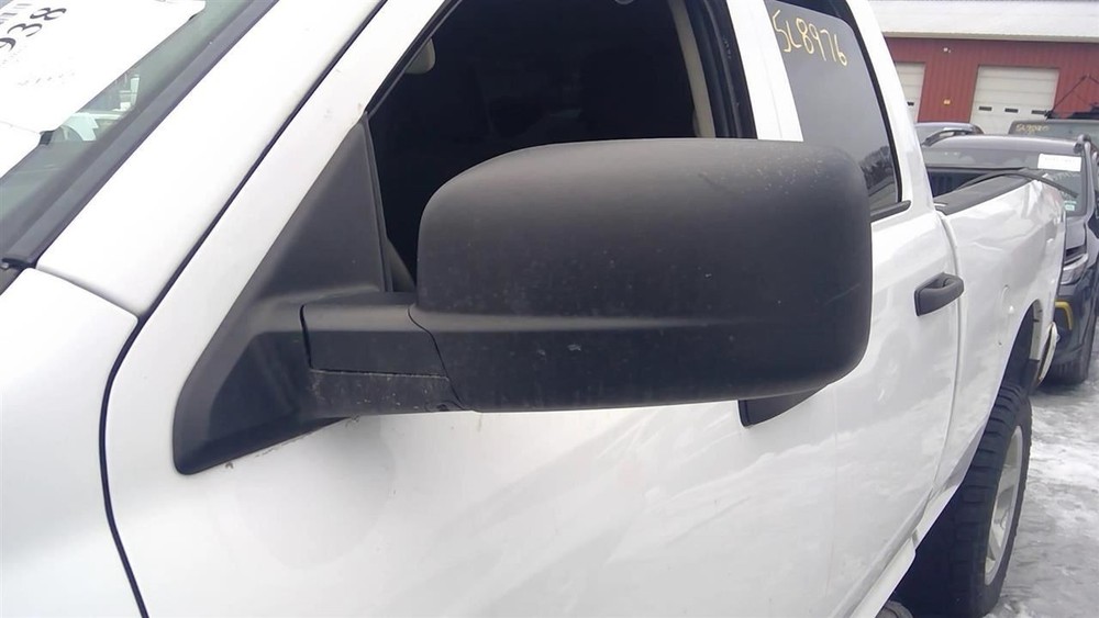 (LOCAL PICKUP ONLY) RAM1500 2017 Air Shutter 2096879