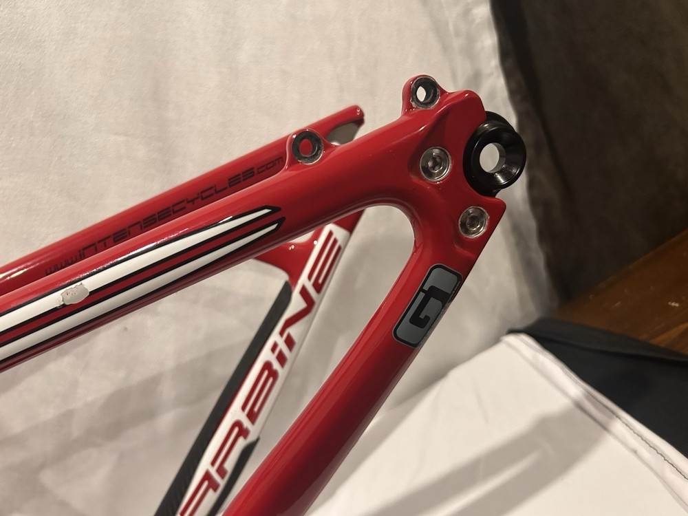 Intense 275 Carbon Fiber Frame Medium Nice Condtion!