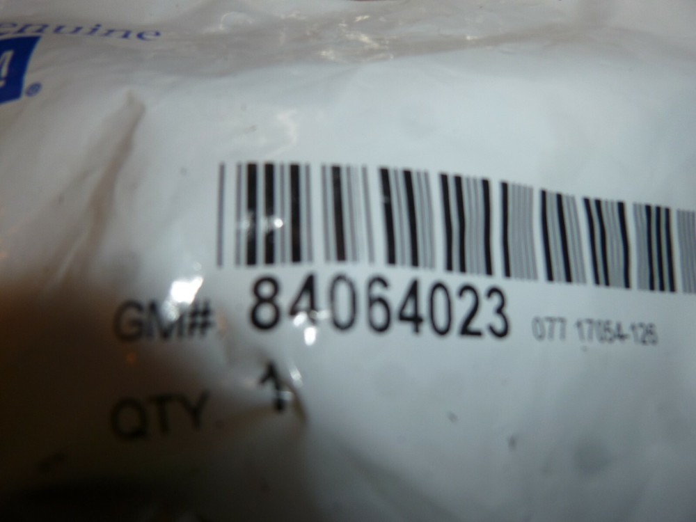 New GM pn 84064023 bracket