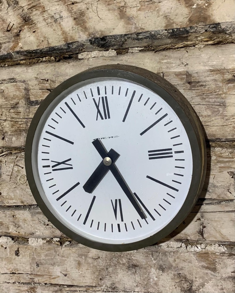Soviet industrial Clock Large Loft Wall Clock Strela Bunker Interior USSR STRELA