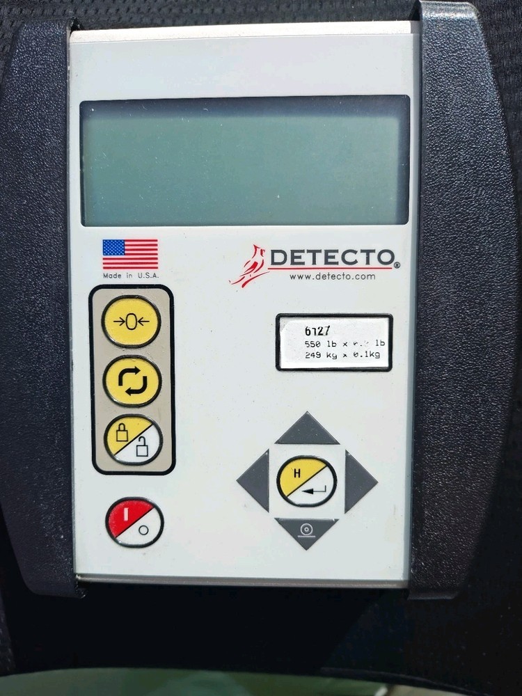 Detecto Cardinal 750 Digital Medical Scale