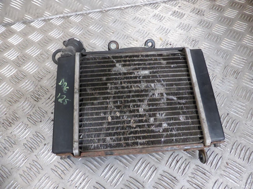 DAELIM  ROADWIN 125 125R RADIATOR