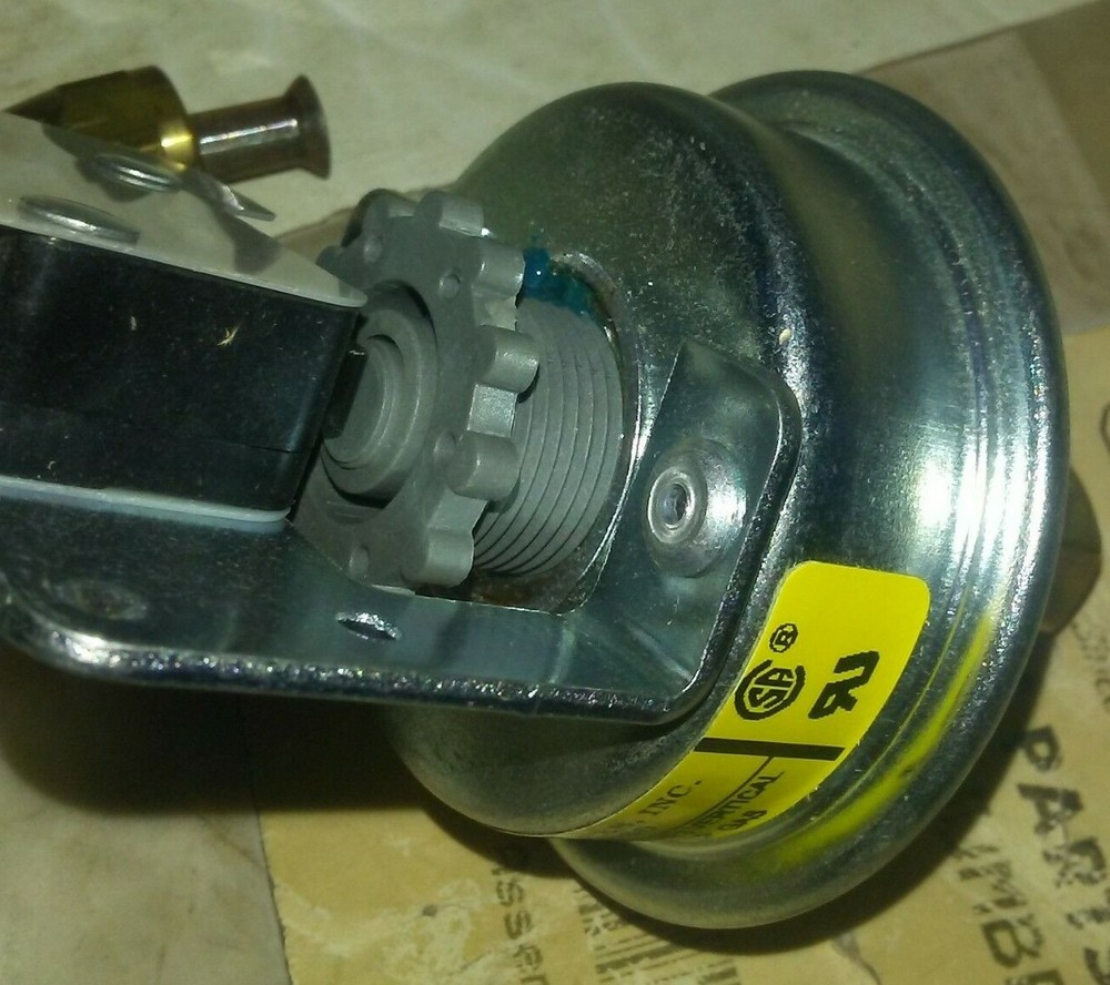 Blodgett Oven 5122 Pressure Switch Replacement Part New Old Stock
