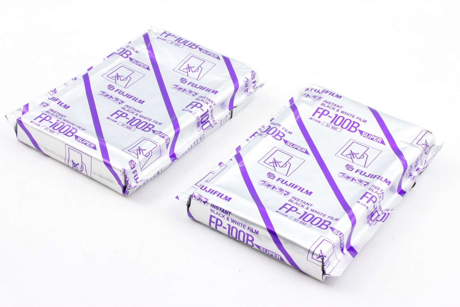 [Unused] 2 packs Fujifilm FP-100B 4x5 Super Instant B&W Film Expired 2002 JAPAN