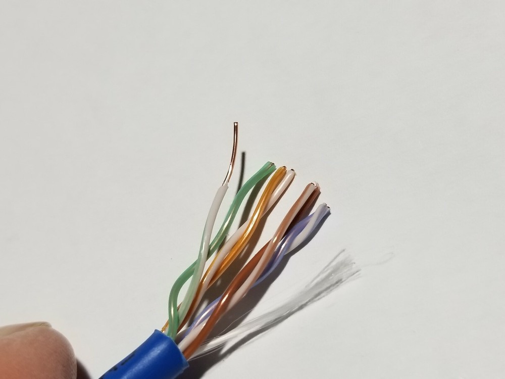 Carol 24/4P Cat5E UTP Helix Enhanced Throughput Plenum Network Cable Blue /100ft