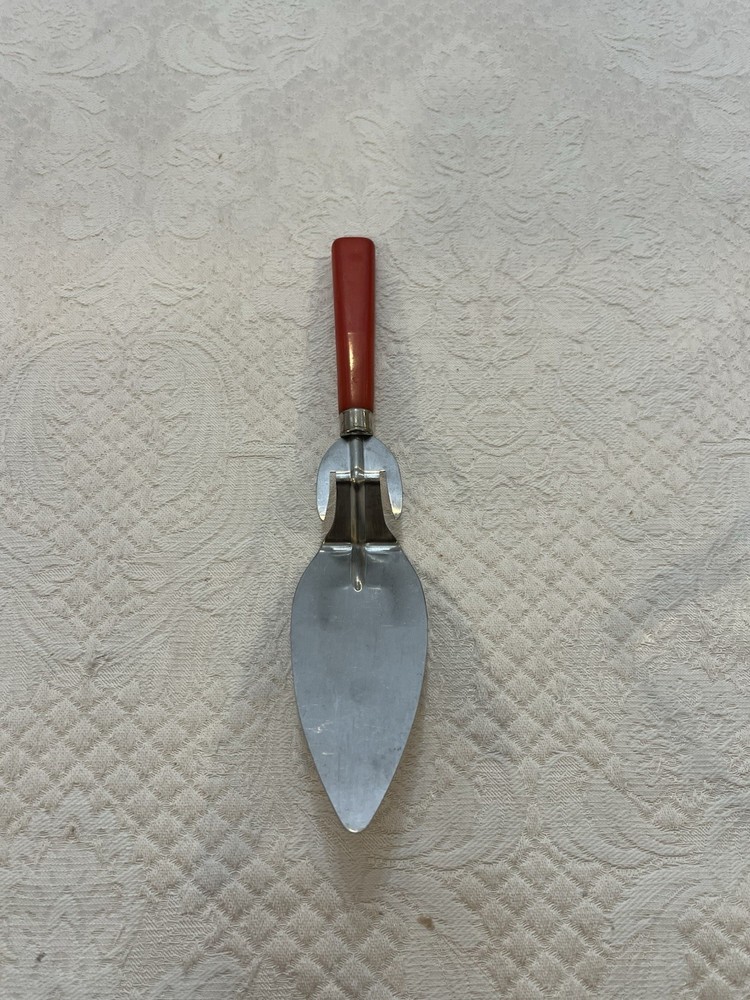 3 Red Bakelite Serving Pieces P&G Spreader -Pie Server With Prongs & Cake Server
