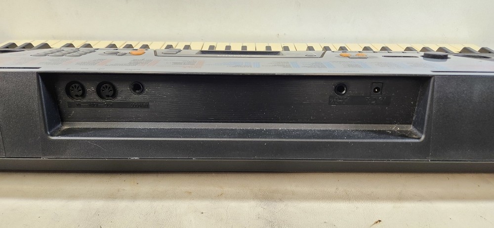 YAMAHA PSR-175 Keyboard