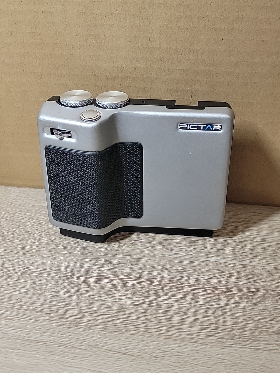 Pictar Pro Charge Smartphone Camera Grip. Used. (Grip Only) Free Shipping.