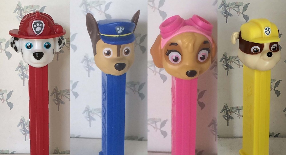 PEZ - The Paw Patrol Series - Choose Character from Pull Down Menu
