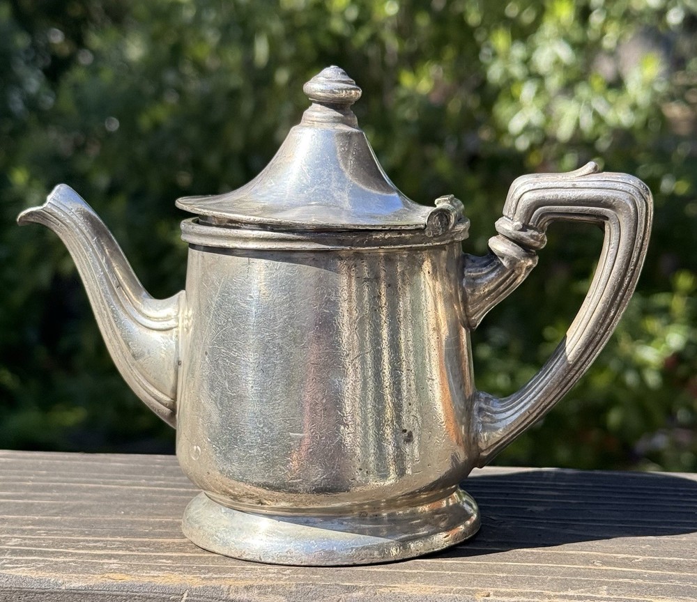 Vintage Reed & Barton Silver Soldered 2300 C Lidded Sheraton Hotel Teapot