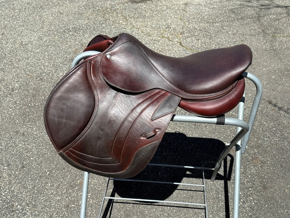 CWD 18” SE02 2C Close Contact Saddle