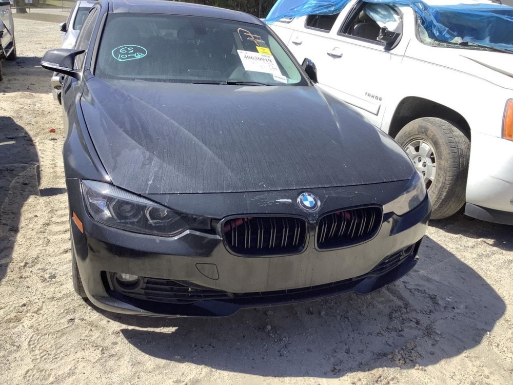 328I 2012 Glove Box 4577815