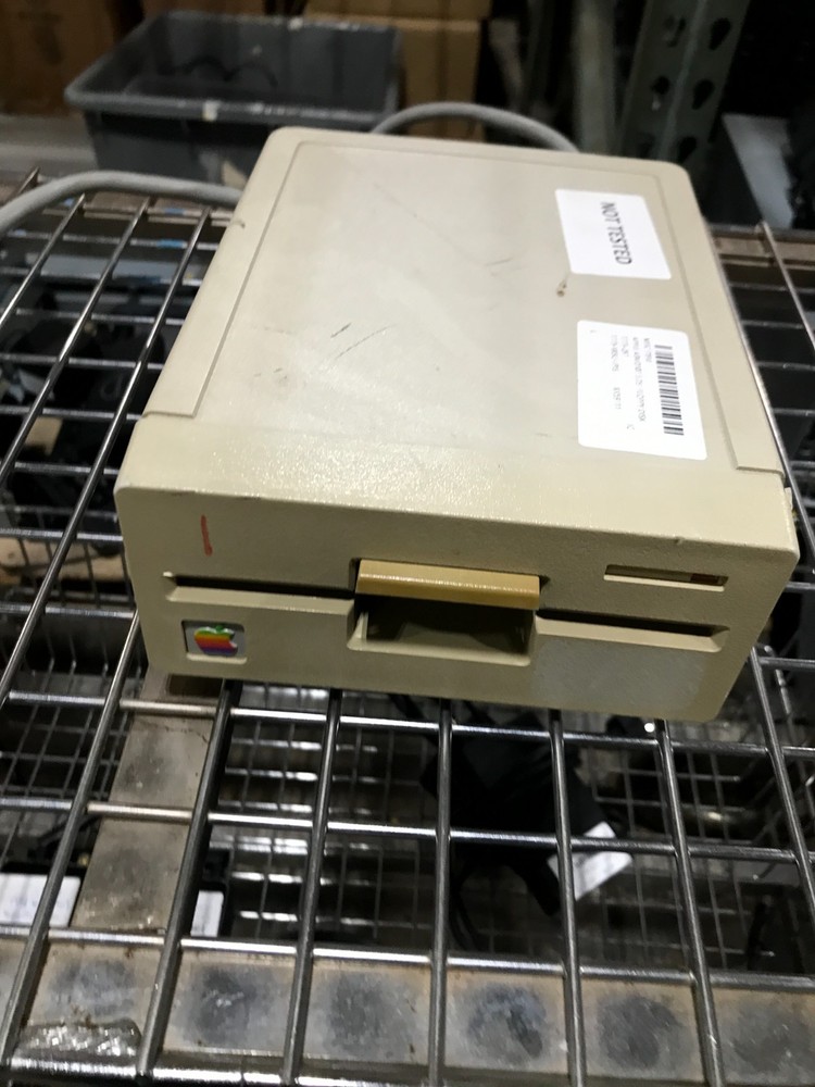 🍎 Vintage Apple Computing 5.25" External Floppy Disk Drive A9M0107