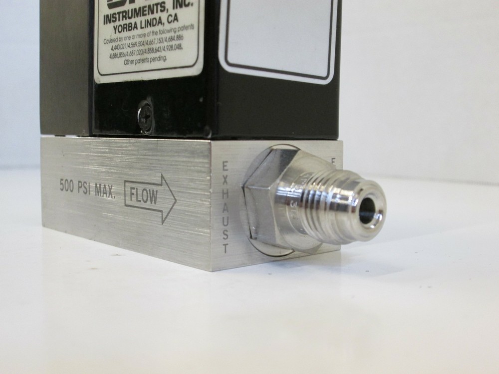 Unit UFC-1410A Mass Flow Controller, N2, 20 SLM