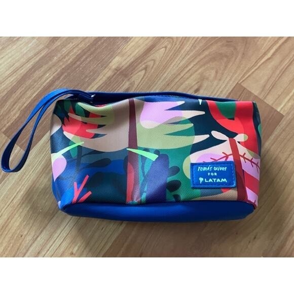 Tomas Olivos Travel Pouch