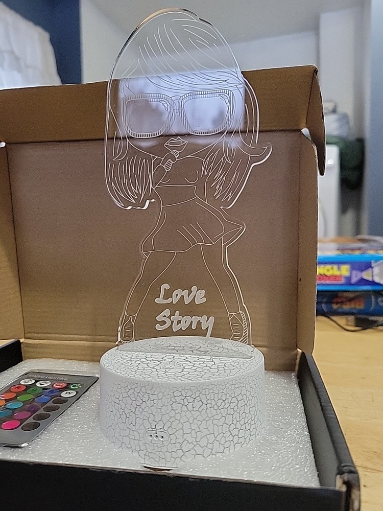 Taylor Swift 3D Illusion Lamp