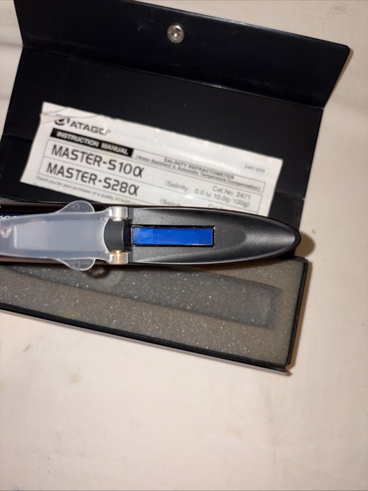ATAGO Handheld MASTER-S10 Refractometer - Slightly Used