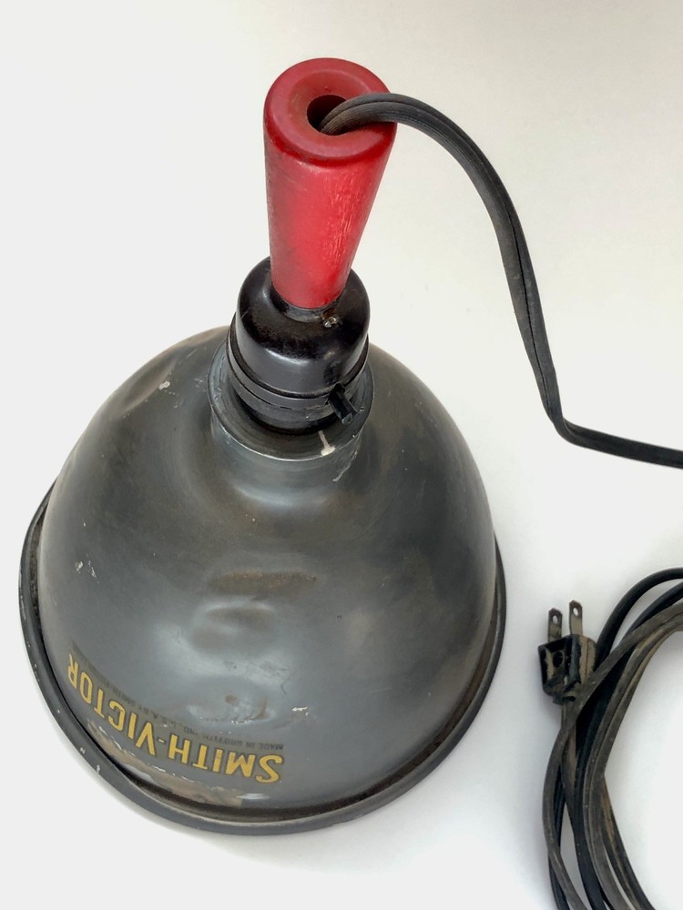 Vintage Smith-Victor 8” Lamp Light