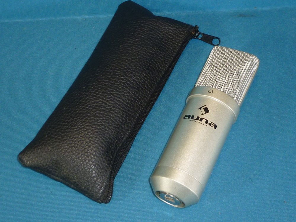 Auna Multimedia USB Microphone in Silver