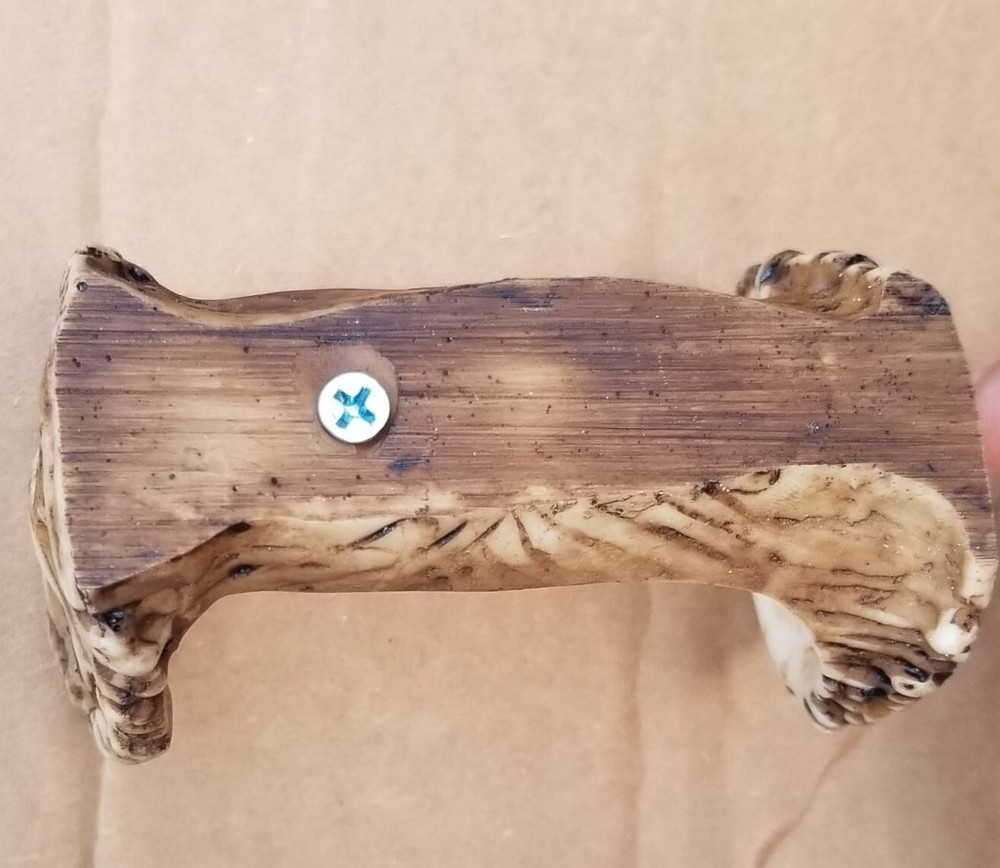 toothbrush holder the Mountain Mike's keproauctions