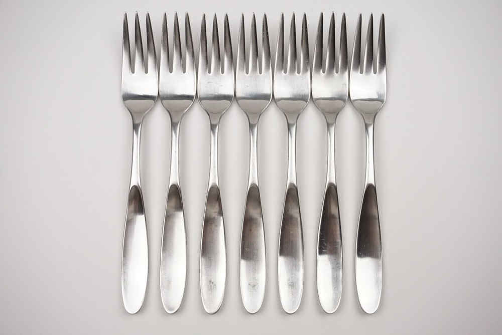 7 x Wallace Array Stainless Dinner Forks 8”