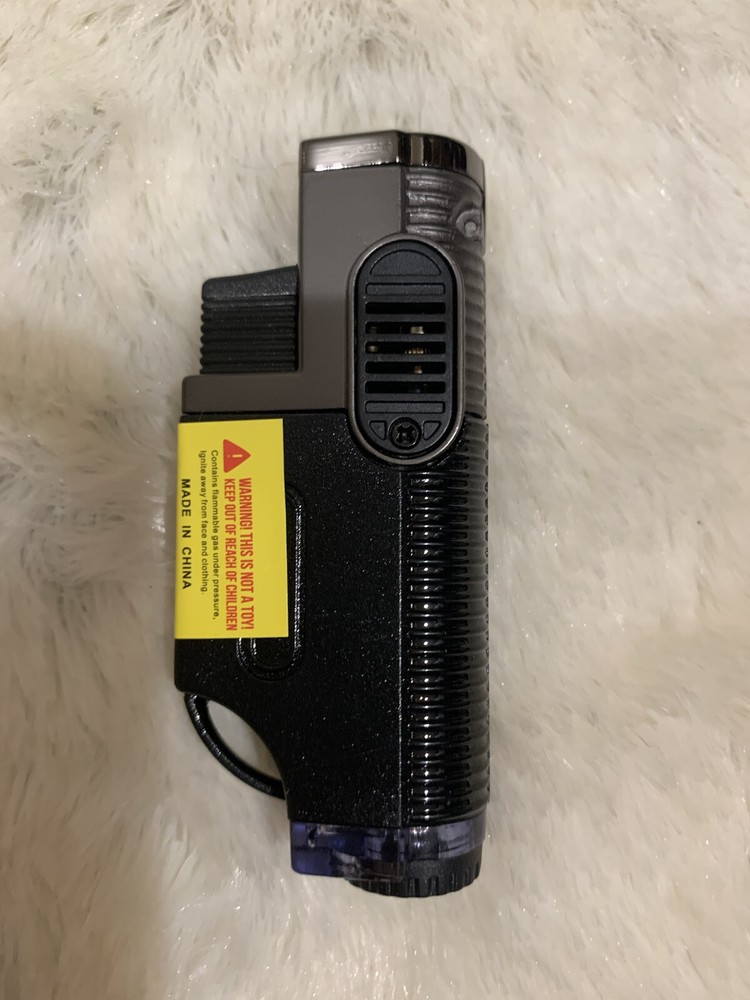 Vertigo Hornet Cigar Lighter - Black