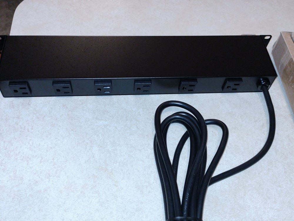 DITEK RACK MOUNT AC POWER SURGE PROTECTOR DTK-RMAC12